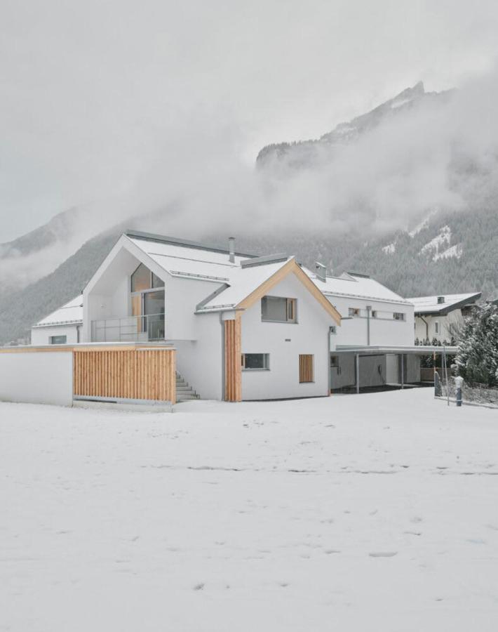 Urban Mountain Chalet With Lake View Maurach  Esterno foto