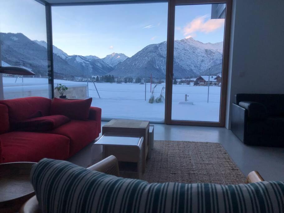Urban Mountain Chalet With Lake View Maurach  Esterno foto