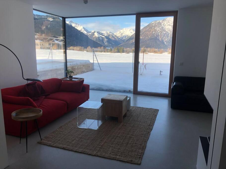 Urban Mountain Chalet With Lake View Maurach  Esterno foto