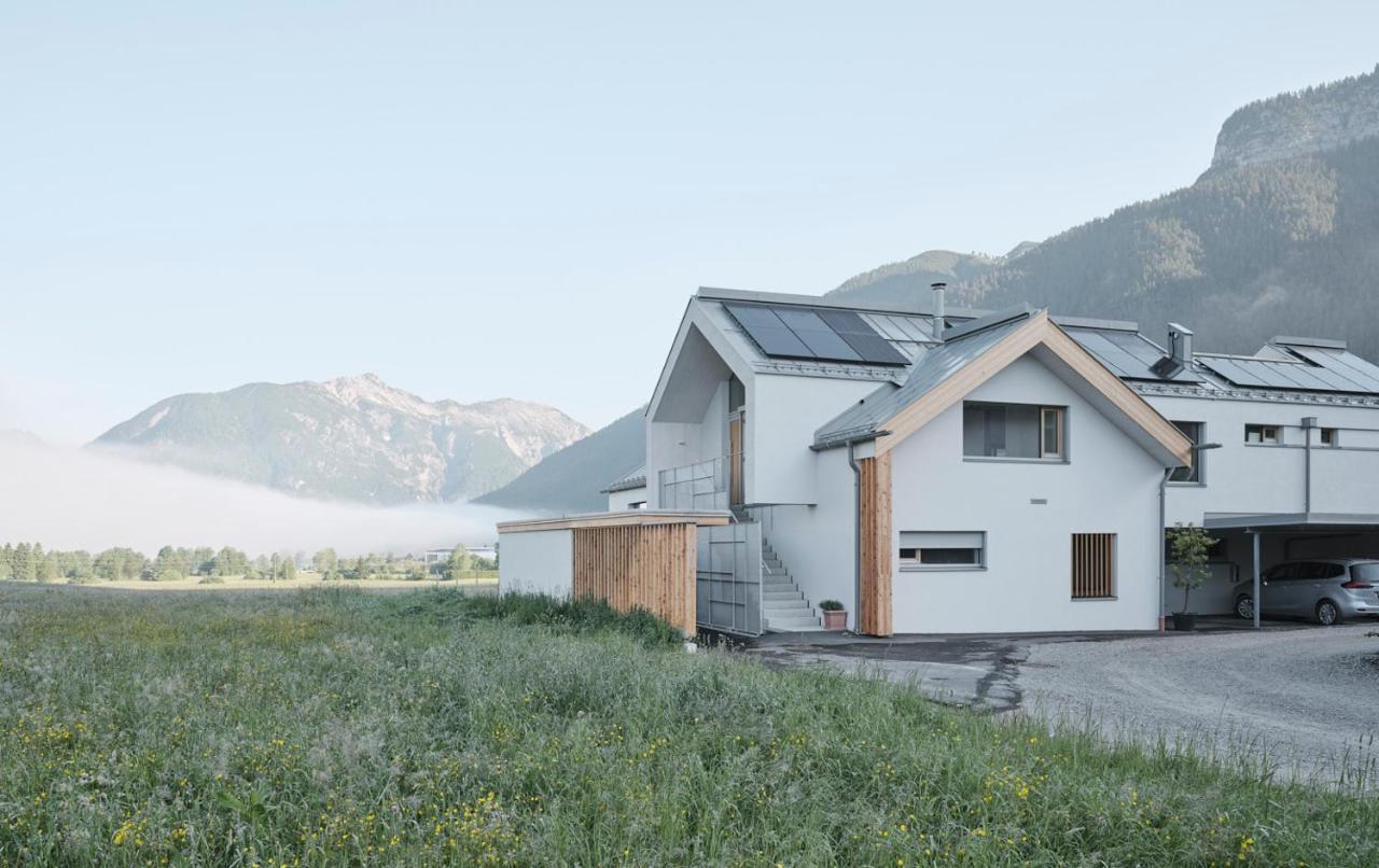 Urban Mountain Chalet With Lake View Maurach  Esterno foto