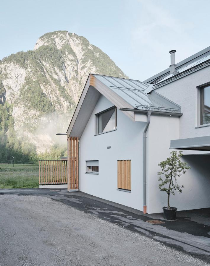 Urban Mountain Chalet With Lake View Maurach  Esterno foto