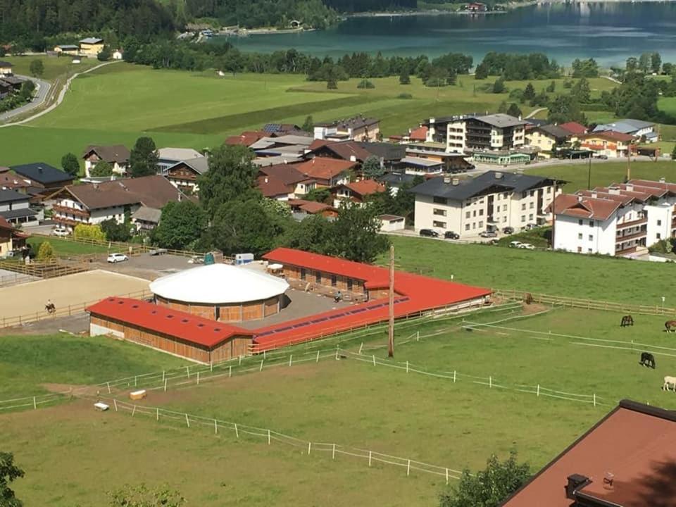 Urban Mountain Chalet With Lake View Maurach  Esterno foto